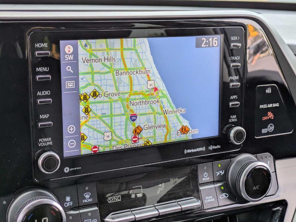 used 2020 Toyota Highlander car, priced at $25,199