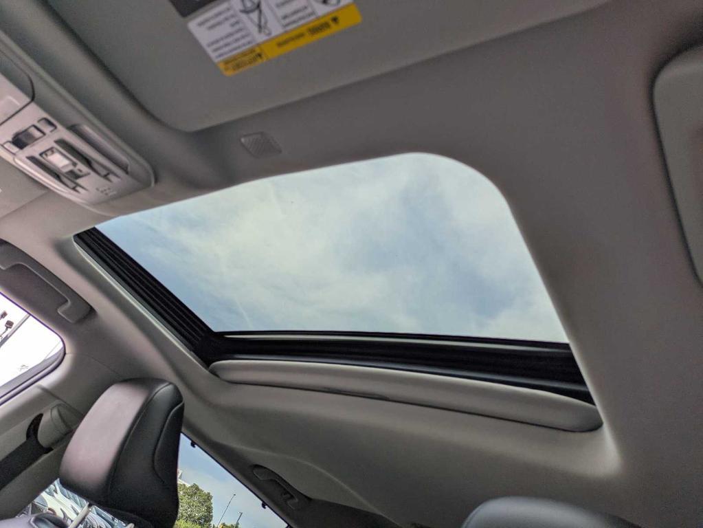 used 2020 Toyota Highlander car, priced at $25,199