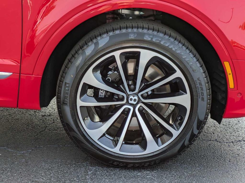 used 2024 Bentley Bentayga car, priced at $214,999