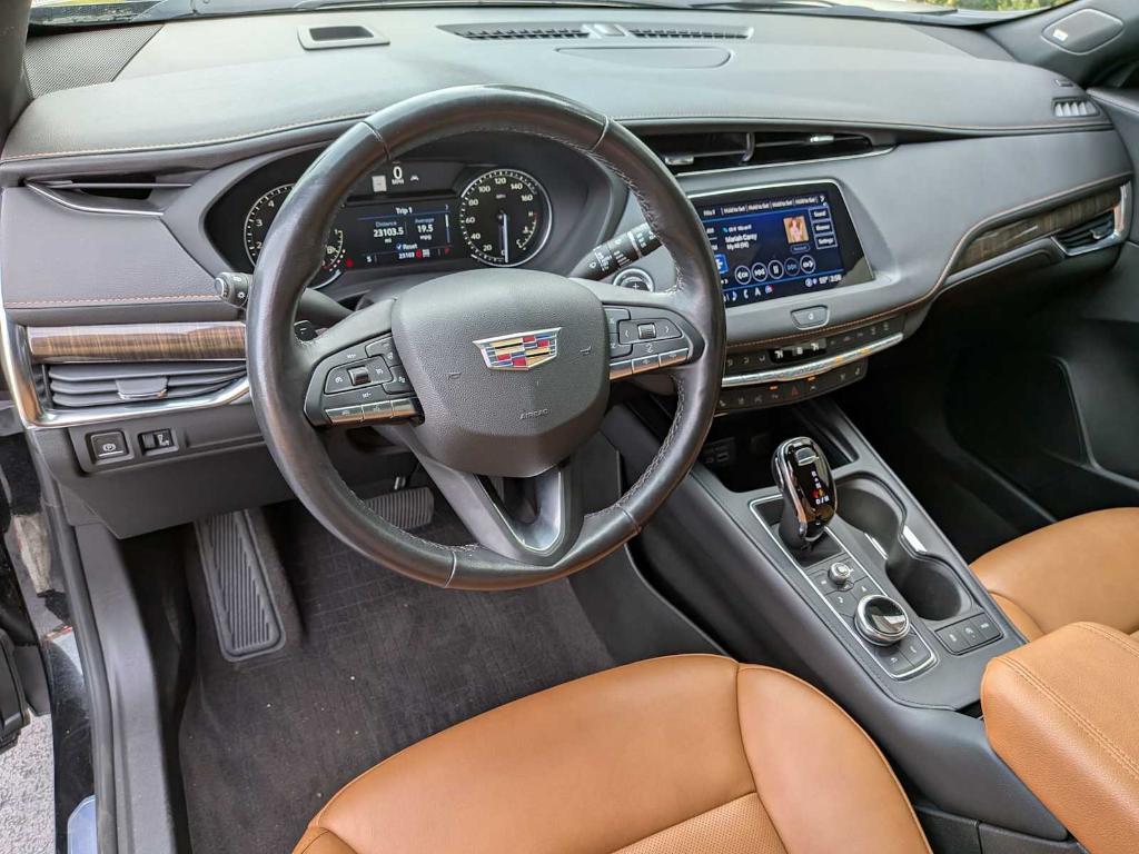 used 2022 Cadillac XT4 car, priced at $30,998