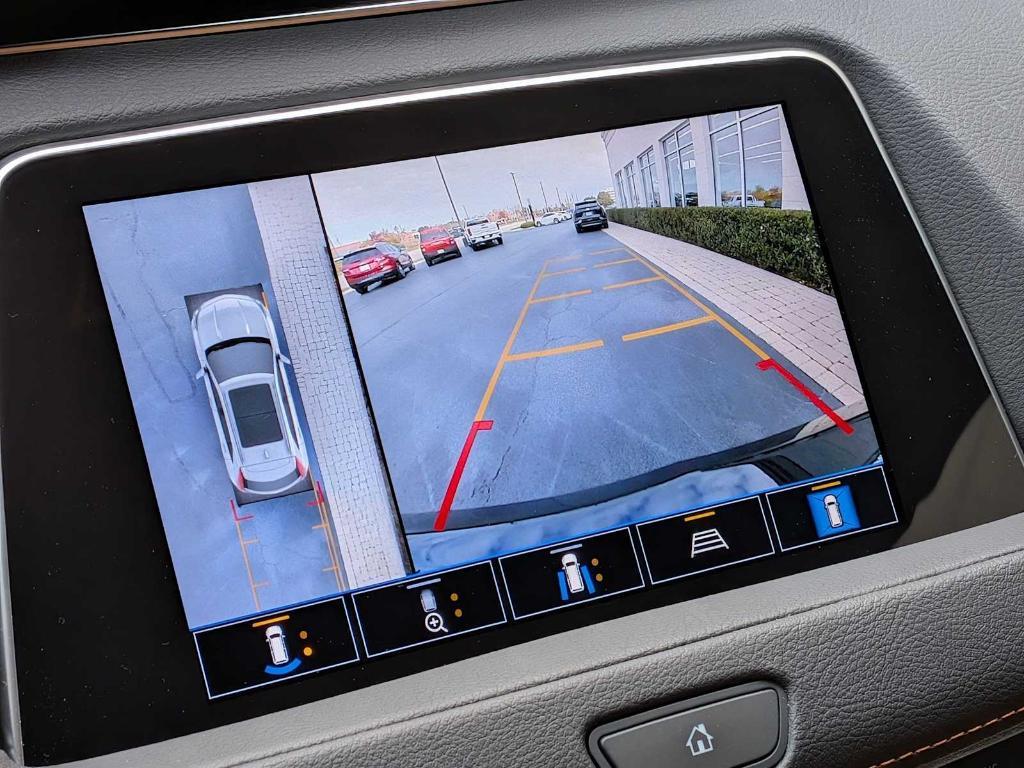 used 2022 Cadillac XT4 car, priced at $30,998