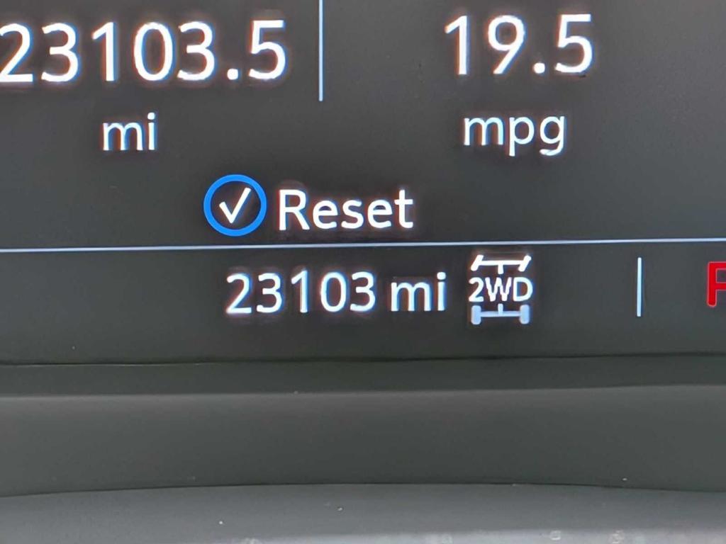 used 2022 Cadillac XT4 car, priced at $30,998