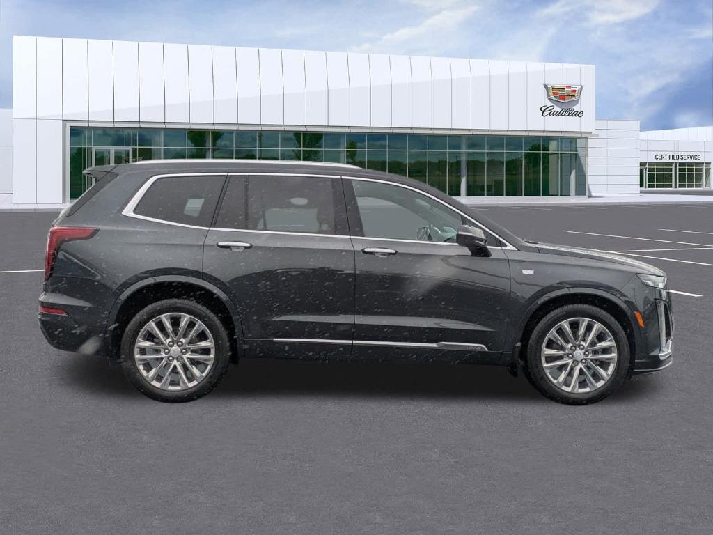 used 2021 Cadillac XT6 car, priced at $35,898