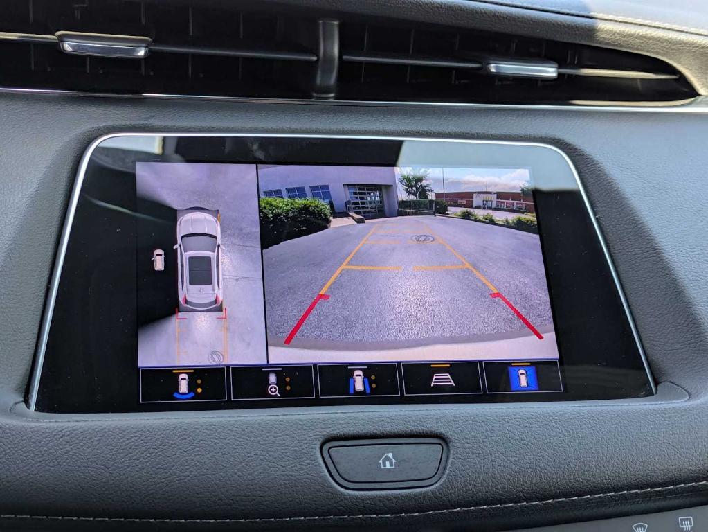 used 2023 Cadillac XT4 car, priced at $28,499