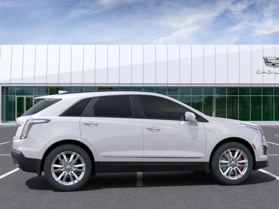 new 2025 Cadillac XT5 car, priced at $60,730