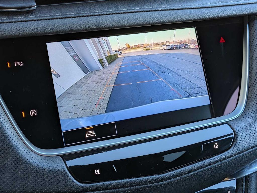 used 2023 Cadillac XT5 car, priced at $32,998