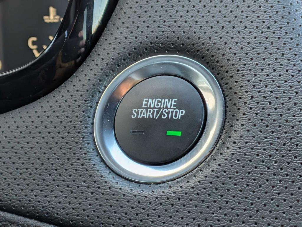 used 2023 Cadillac XT5 car, priced at $32,998