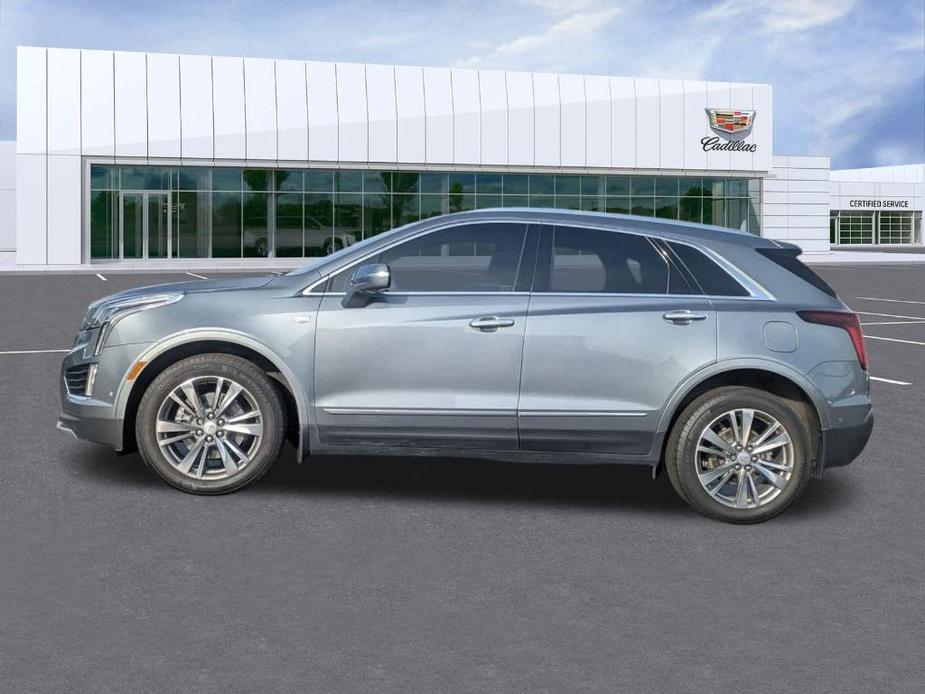 used 2021 Cadillac XT5 car, priced at $32,526