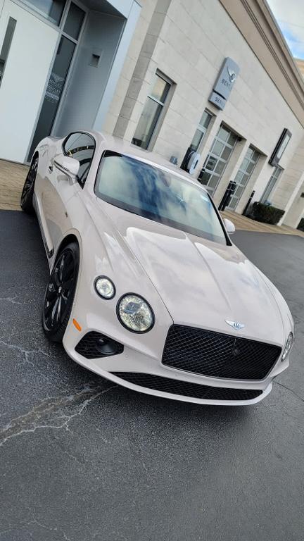 new 2024 Bentley Continental GT car