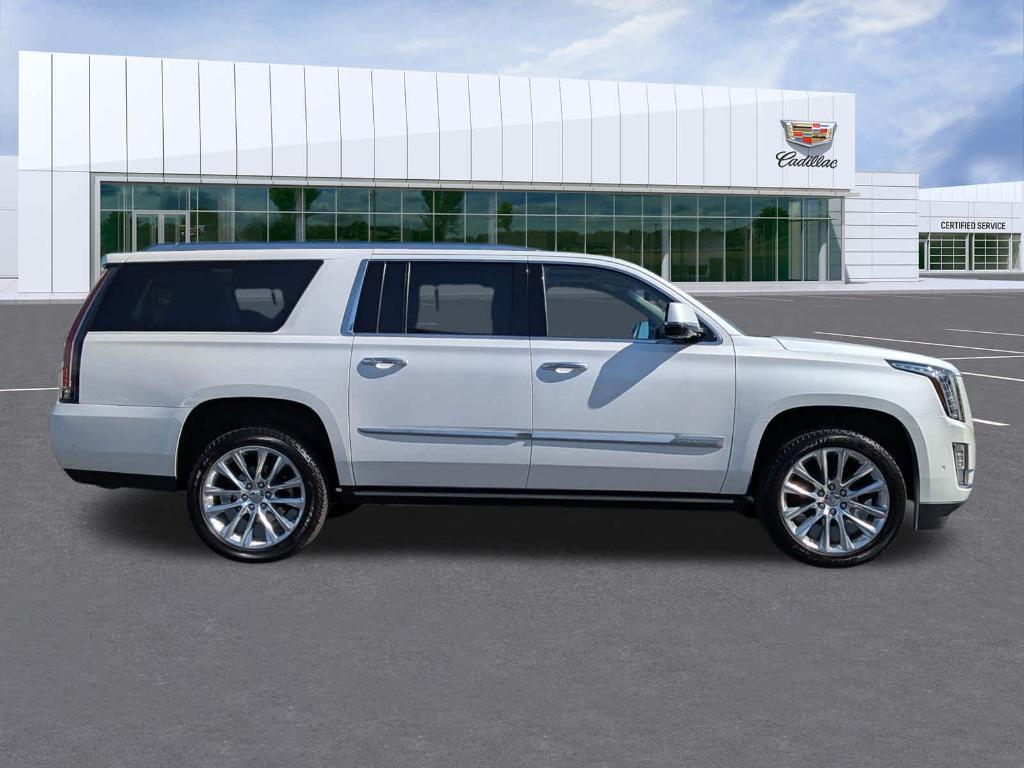 used 2019 Cadillac Escalade ESV car, priced at $34,999