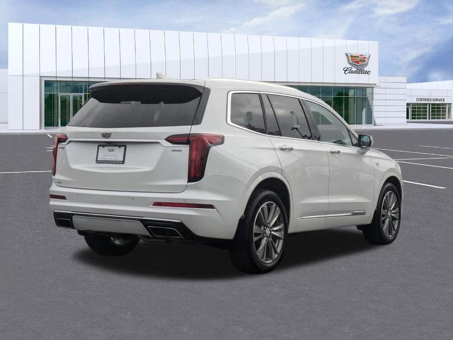 used 2022 Cadillac XT6 car, priced at $37,992