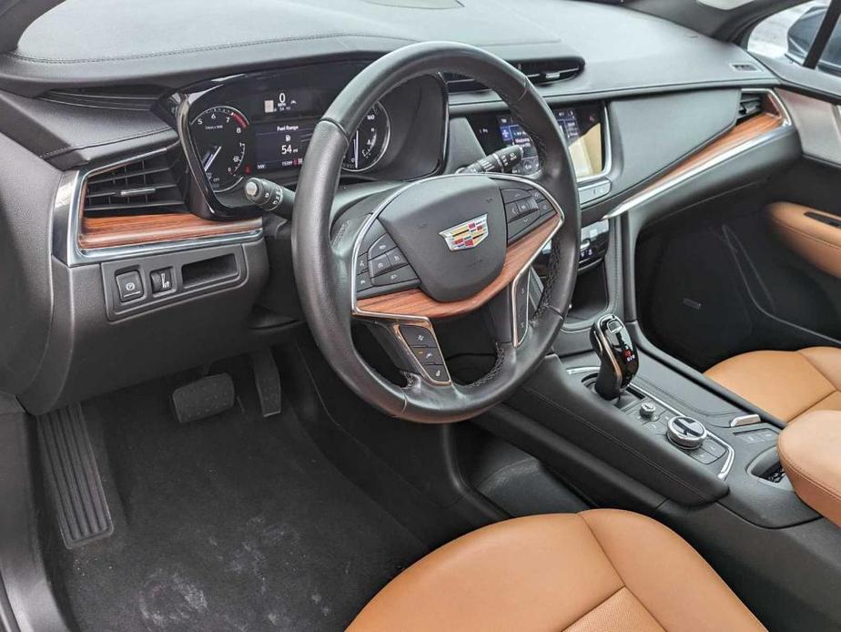 used 2021 Cadillac XT5 car, priced at $36,989