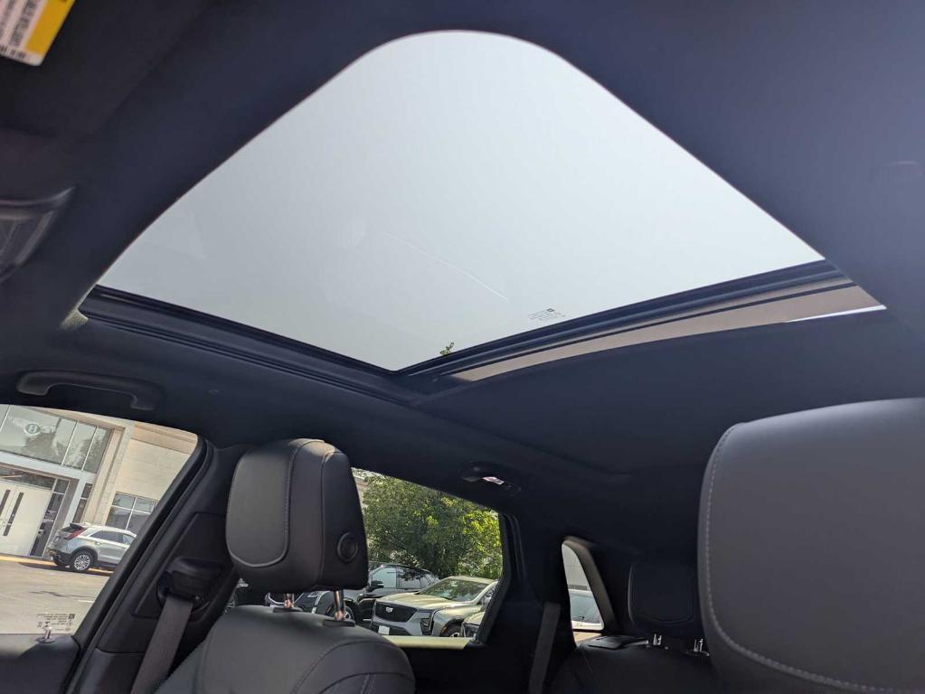 used 2020 Cadillac XT5 car, priced at $27,995