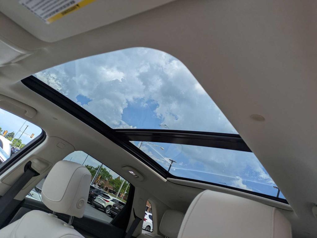 used 2023 Cadillac XT5 car, priced at $35,495