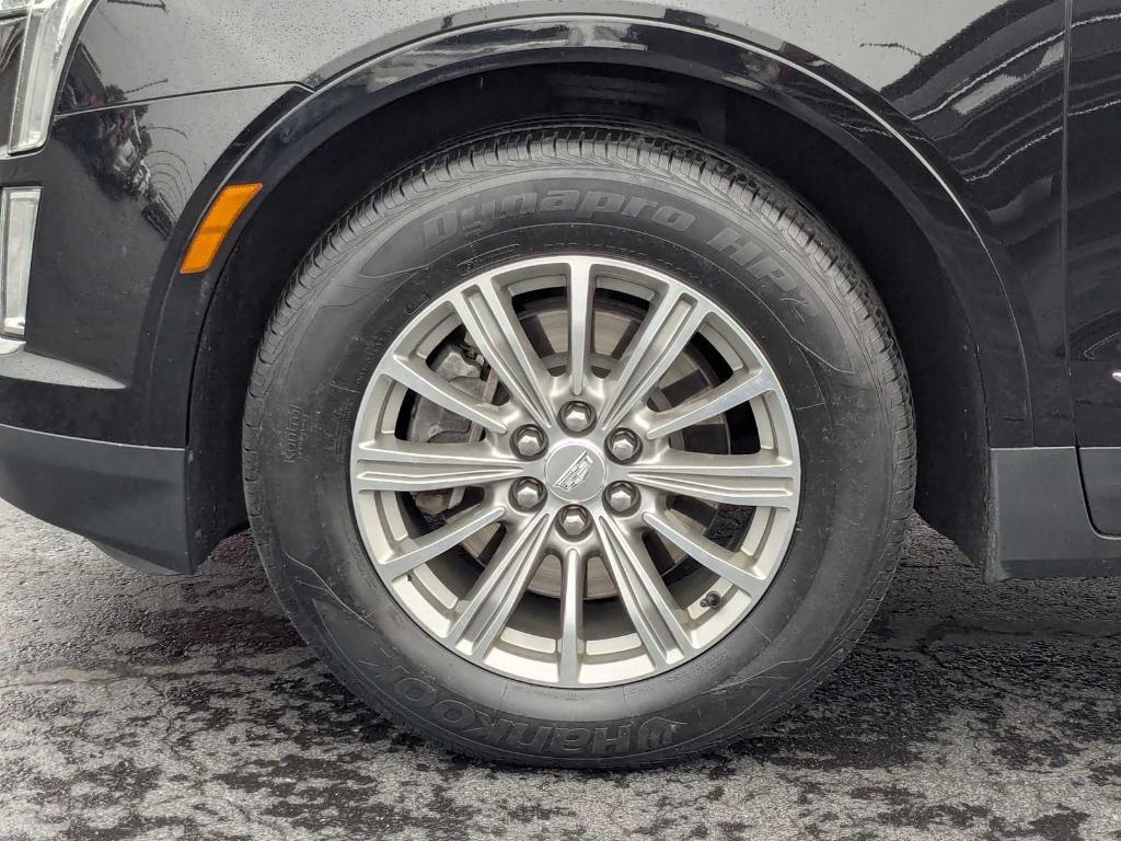 used 2017 Cadillac XT5 car, priced at $17,495