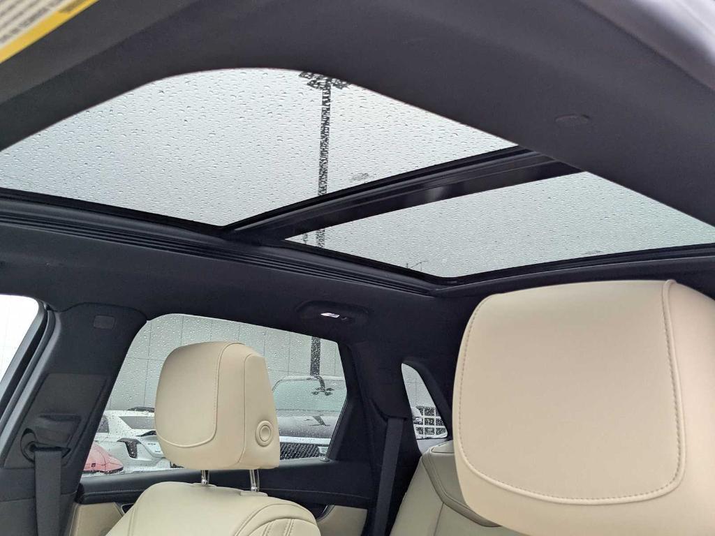 used 2017 Cadillac XT5 car, priced at $17,495