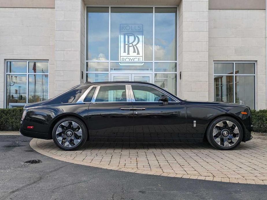 new 2024 Rolls-Royce Phantom car, priced at $581,250