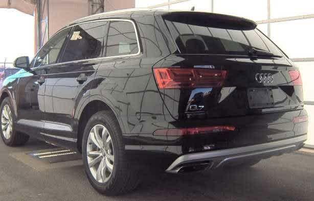 used 2017 Audi Q7 car, priced at $24,898