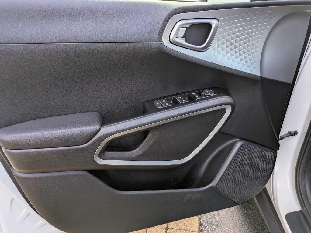 used 2021 Kia Soul car, priced at $14,299