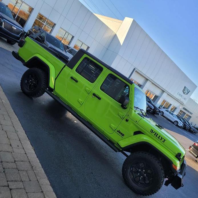 used 2021 Jeep Gladiator car, priced at $32,898