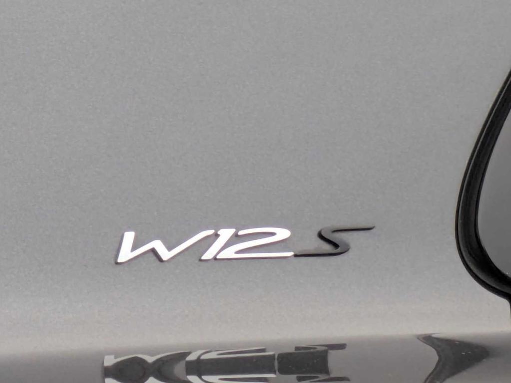 used 2018 Bentley Flying Spur car, priced at $105,898