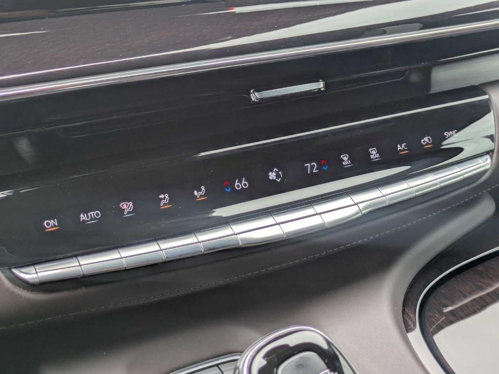 used 2022 Cadillac Escalade ESV car, priced at $83,995