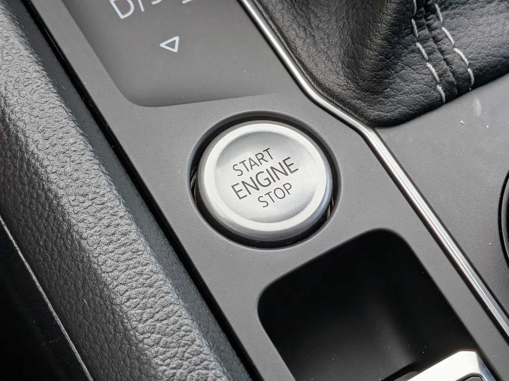 used 2023 Volkswagen Atlas car, priced at $30,699