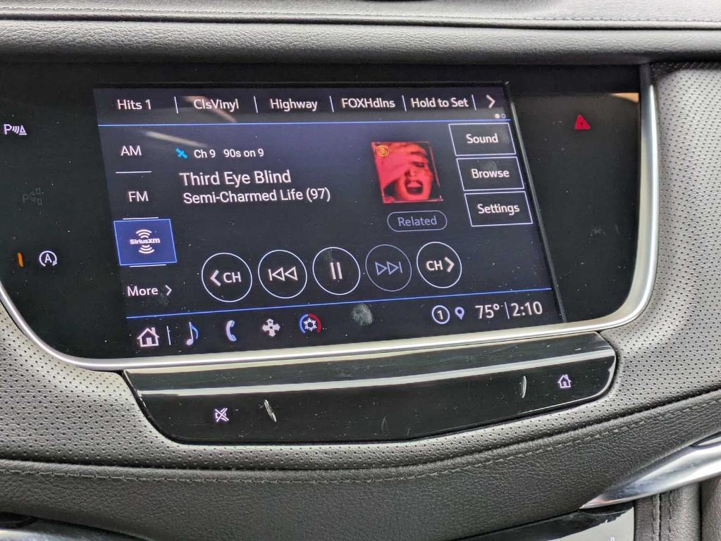 used 2022 Cadillac XT5 car, priced at $30,998