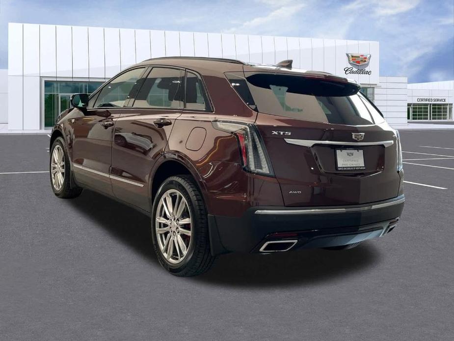 used 2022 Cadillac XT5 car, priced at $37,526