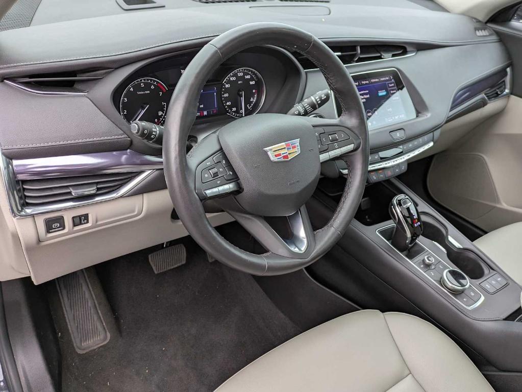 used 2023 Cadillac XT4 car, priced at $31,750