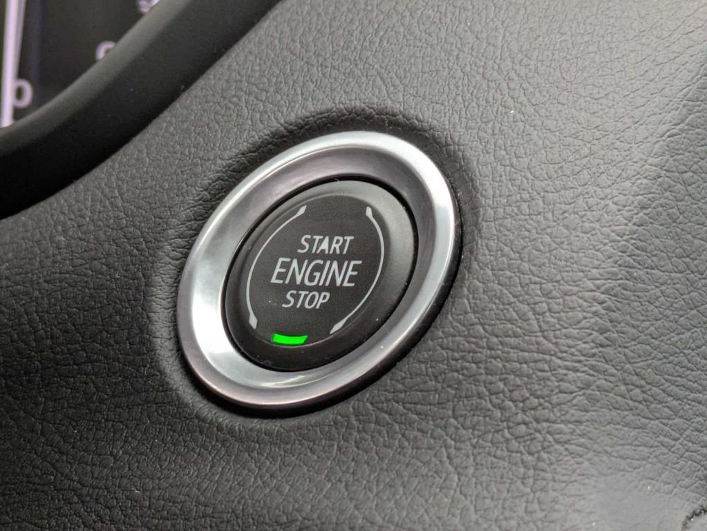 used 2023 Cadillac XT4 car, priced at $31,750