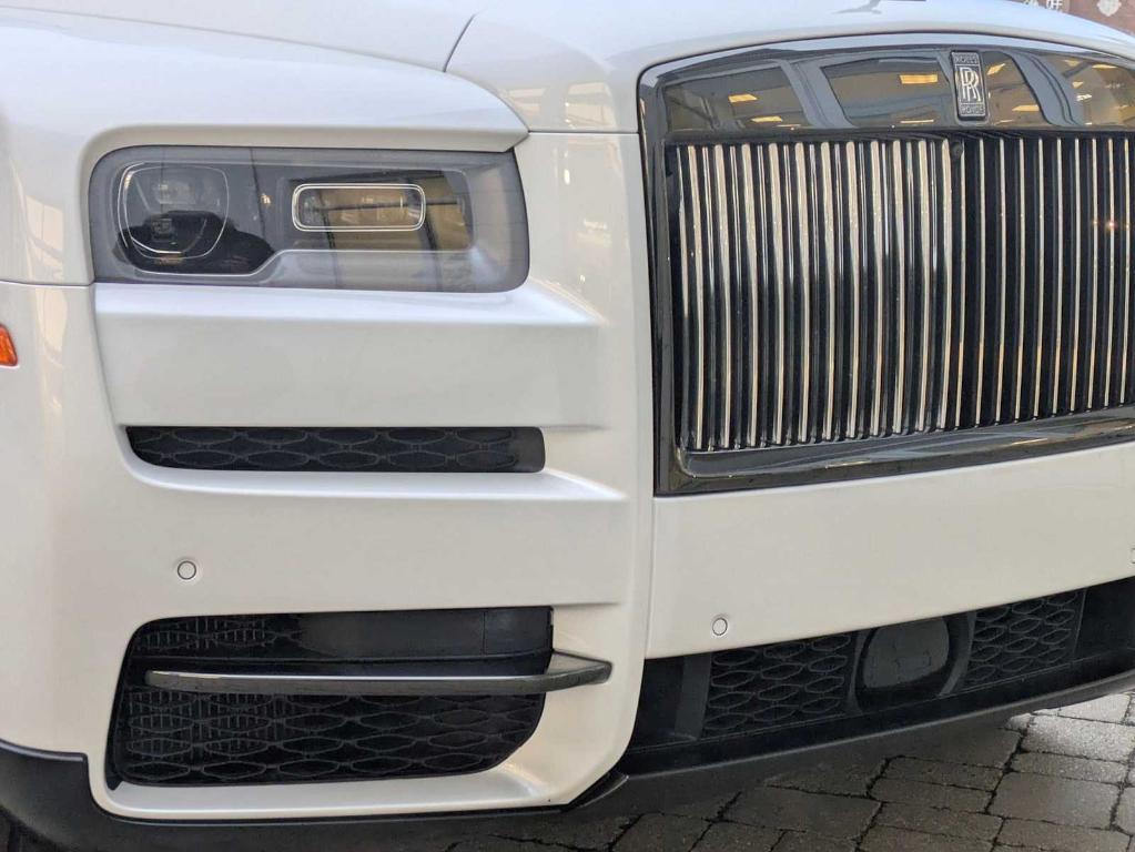 used 2021 Rolls-Royce Cullinan car, priced at $299,898