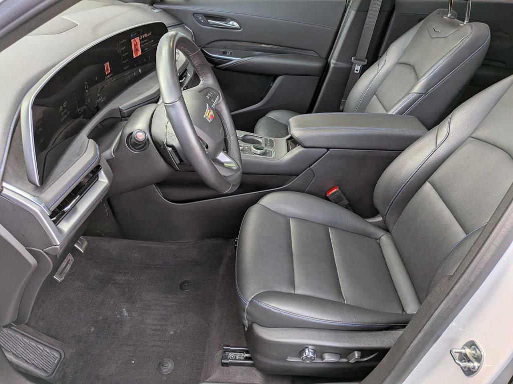 used 2024 Cadillac XT4 car, priced at $38,999