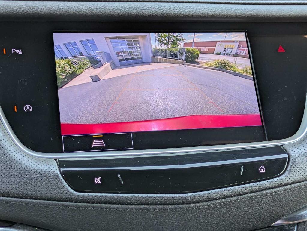 used 2022 Cadillac XT5 car, priced at $31,945