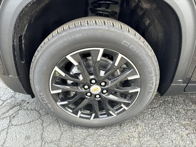 new 2025 Chevrolet Traverse car, priced at $46,560