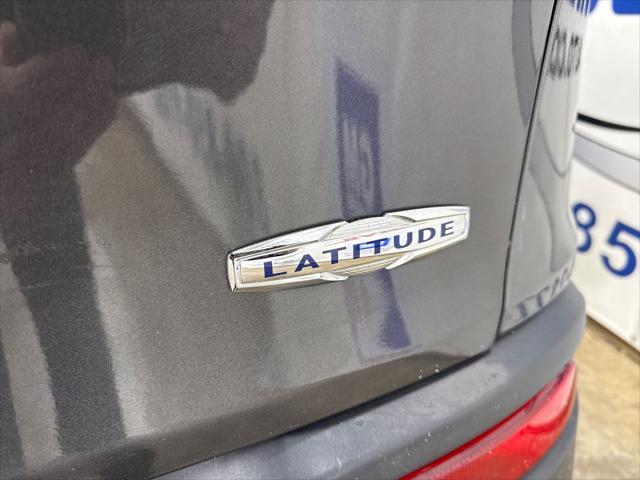 used 2015 Jeep Cherokee car, priced at $11,800