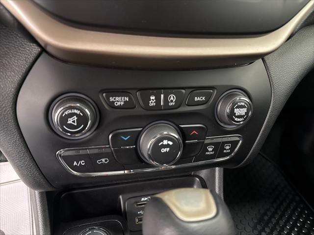 used 2015 Jeep Cherokee car, priced at $11,800