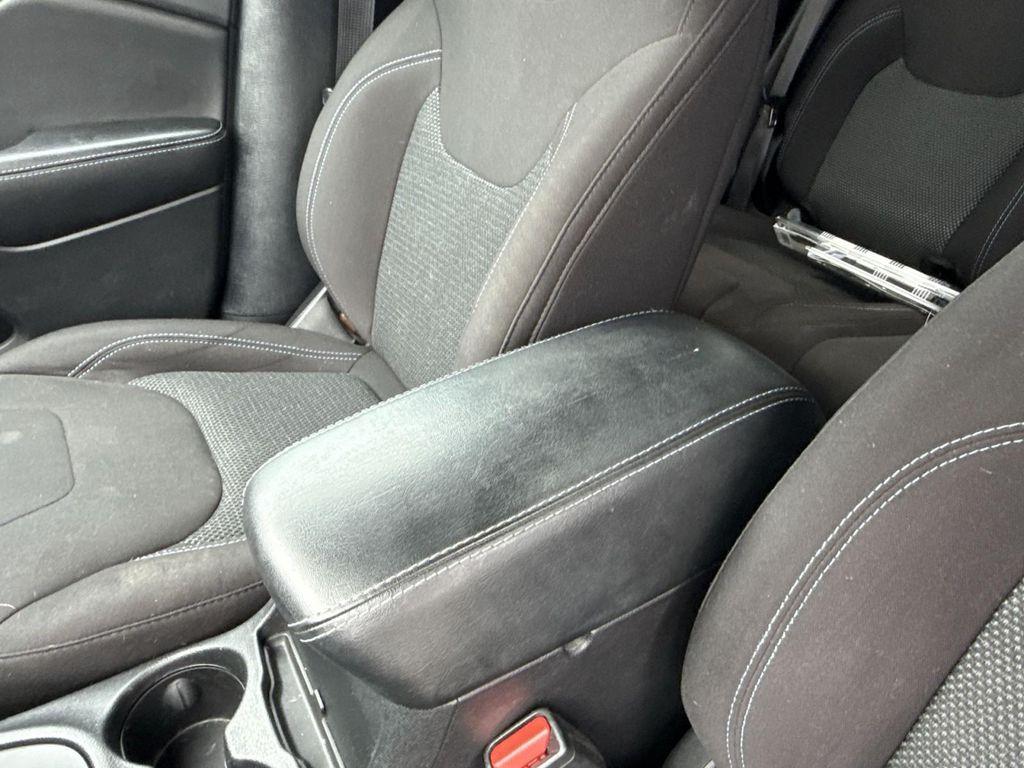 used 2020 Jeep Cherokee car, priced at $14,700