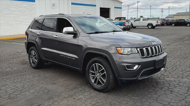used 2017 Jeep Grand Cherokee car, priced at $14,900