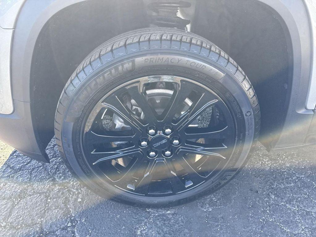 used 2023 GMC Acadia car, priced at $26,795