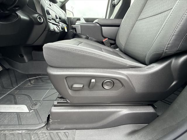 new 2025 Chevrolet Silverado 1500 car, priced at $53,300