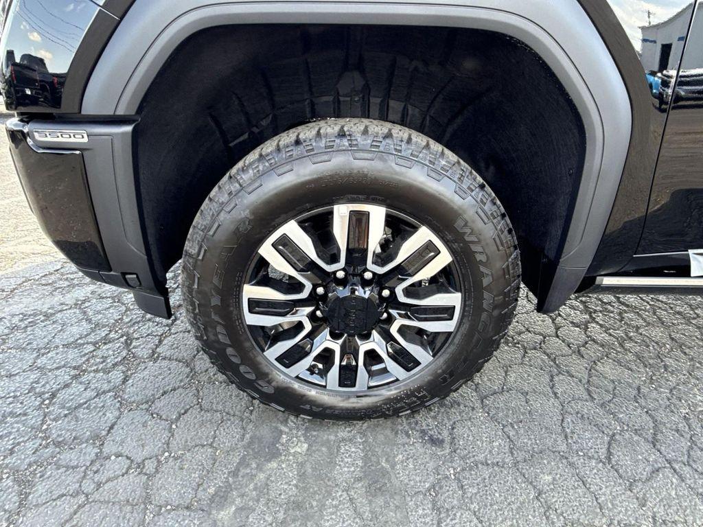 new 2025 GMC Sierra 3500 car, priced at $101,725