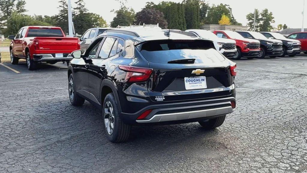 new 2025 Chevrolet Trax car, priced at $25,085