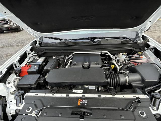 new 2025 GMC Canyon car, priced at $40,095