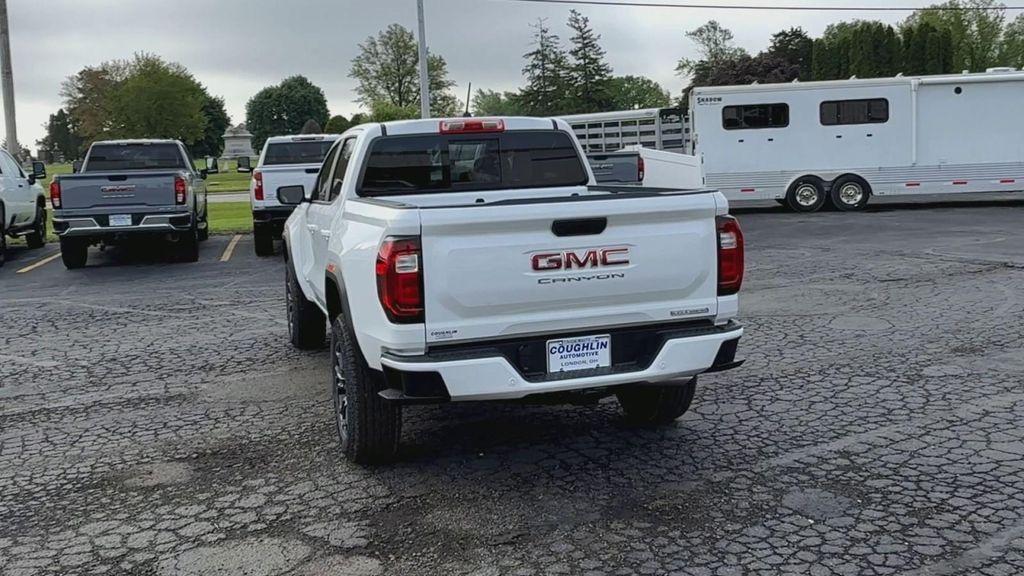 new 2025 GMC Canyon car, priced at $40,095