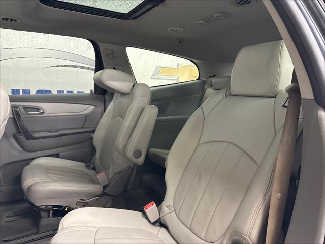 used 2014 Chevrolet Traverse car, priced at $7,800