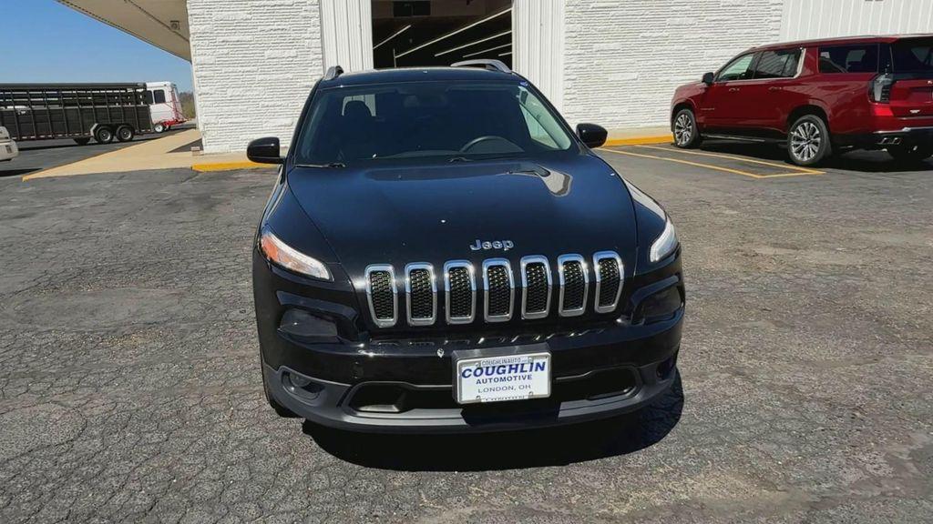used 2018 Jeep Cherokee car, priced at $12,495