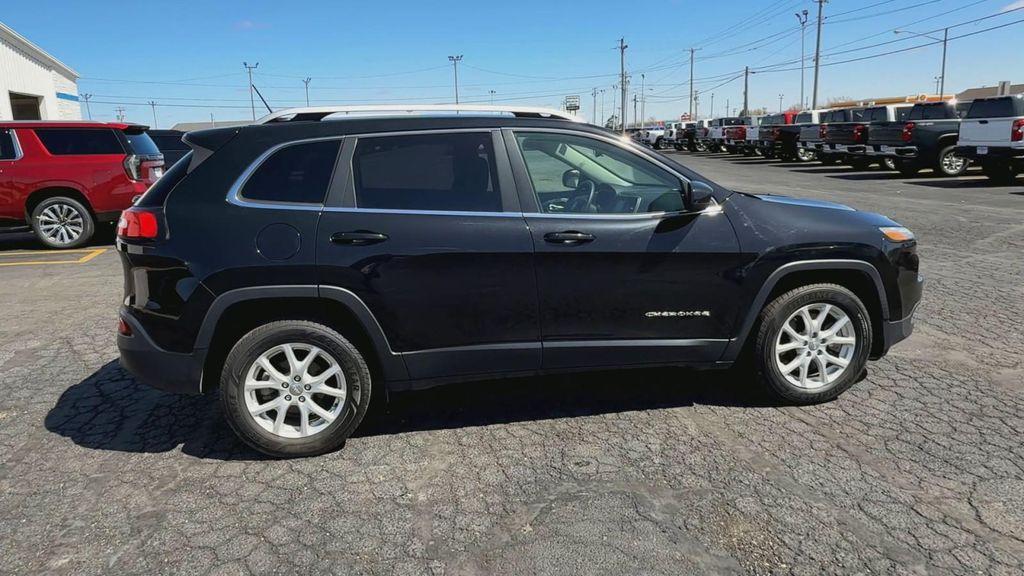 used 2018 Jeep Cherokee car, priced at $12,495