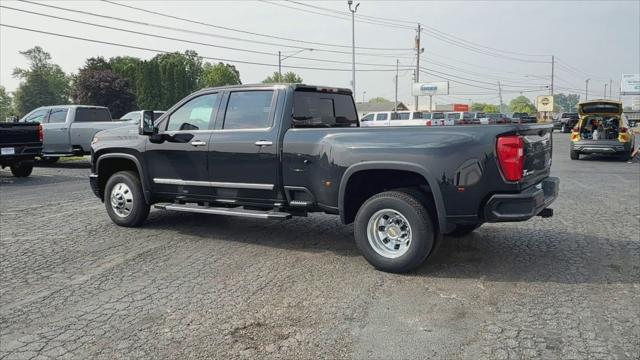 new 2025 Chevrolet Silverado 3500 car, priced at $91,714