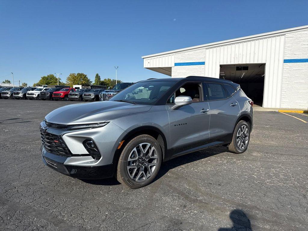 new 2025 Chevrolet Blazer car, priced at $50,915